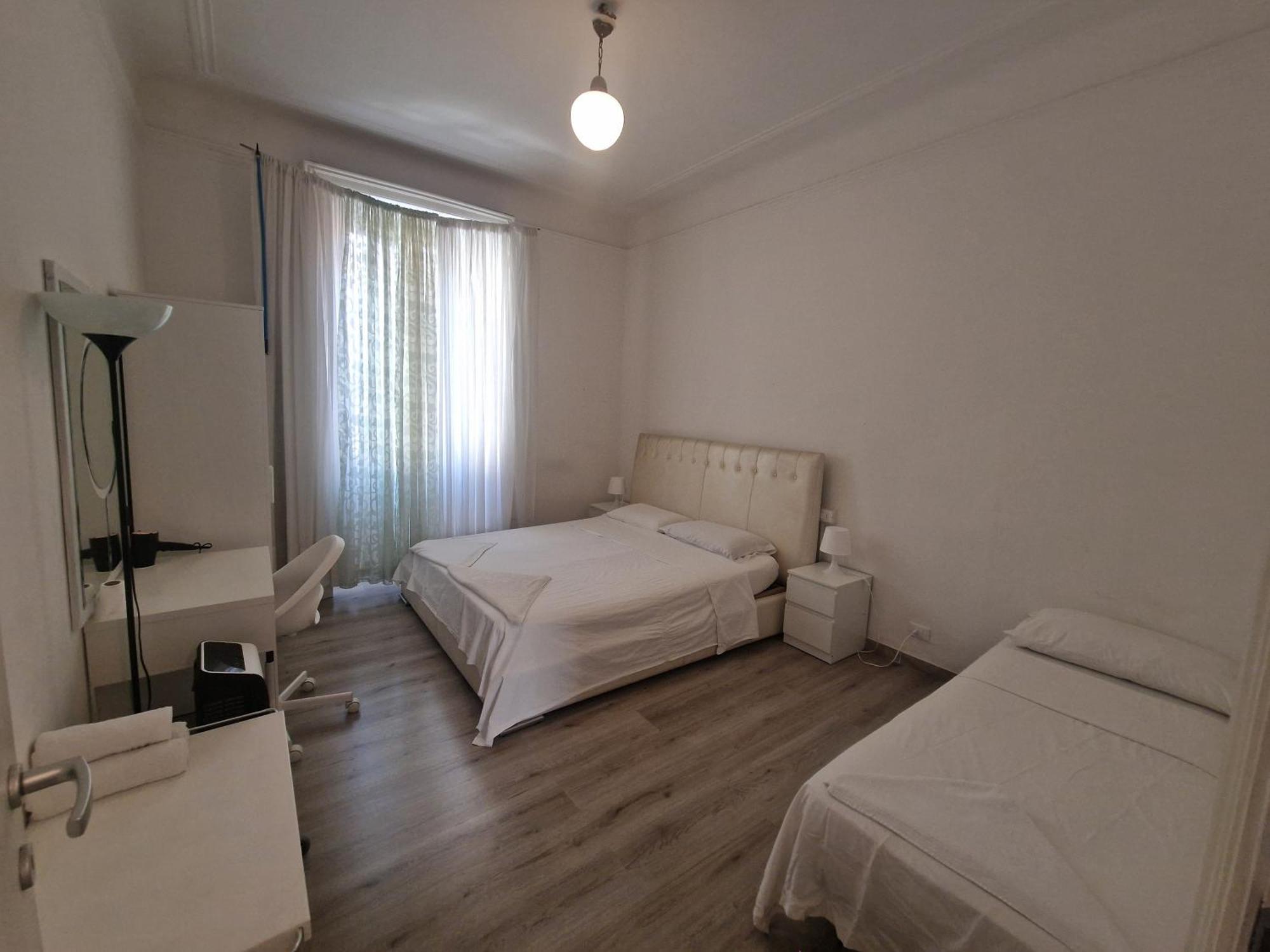 House In The City Center-Casa Nel Centro Della Citta, Milan